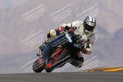 media/Oct-03-2022-Moto Forza (Mon) [[5f077a3730]]/Advanced Group/Session 4 (Turn 9)/